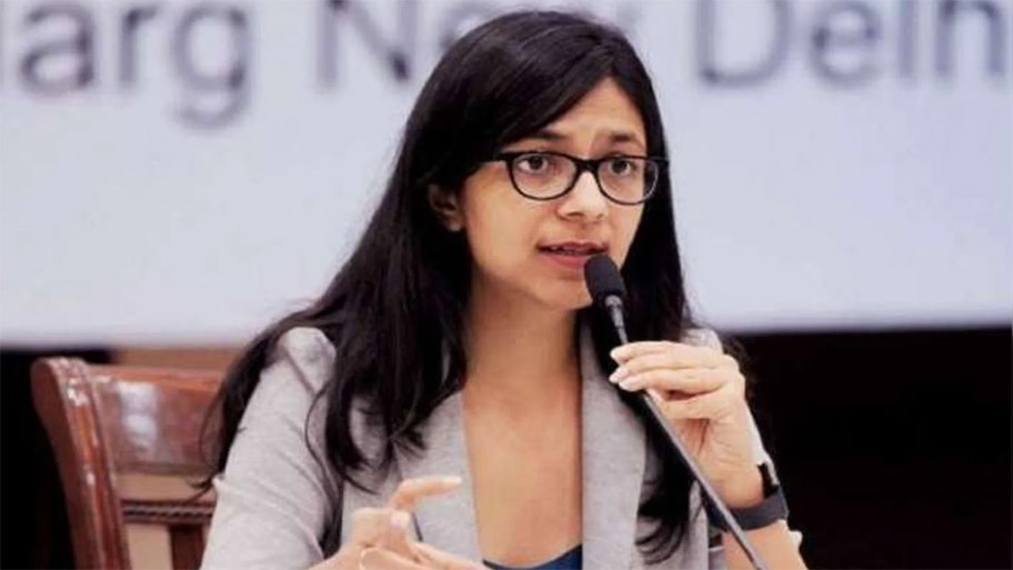 दिल्ली वुमन कमिशन की अध्यक्ष स्वाति मालिवाल की मुश्किलों में इज़ाफा, लगा संगीन आरोप