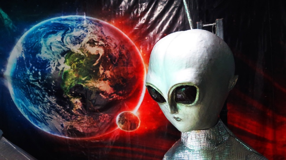 Predictions for 2023: सामने आ गई एलियंस के धरती पर आने की तारीख! भविष्यवाणी सच होने की 80% संभावना