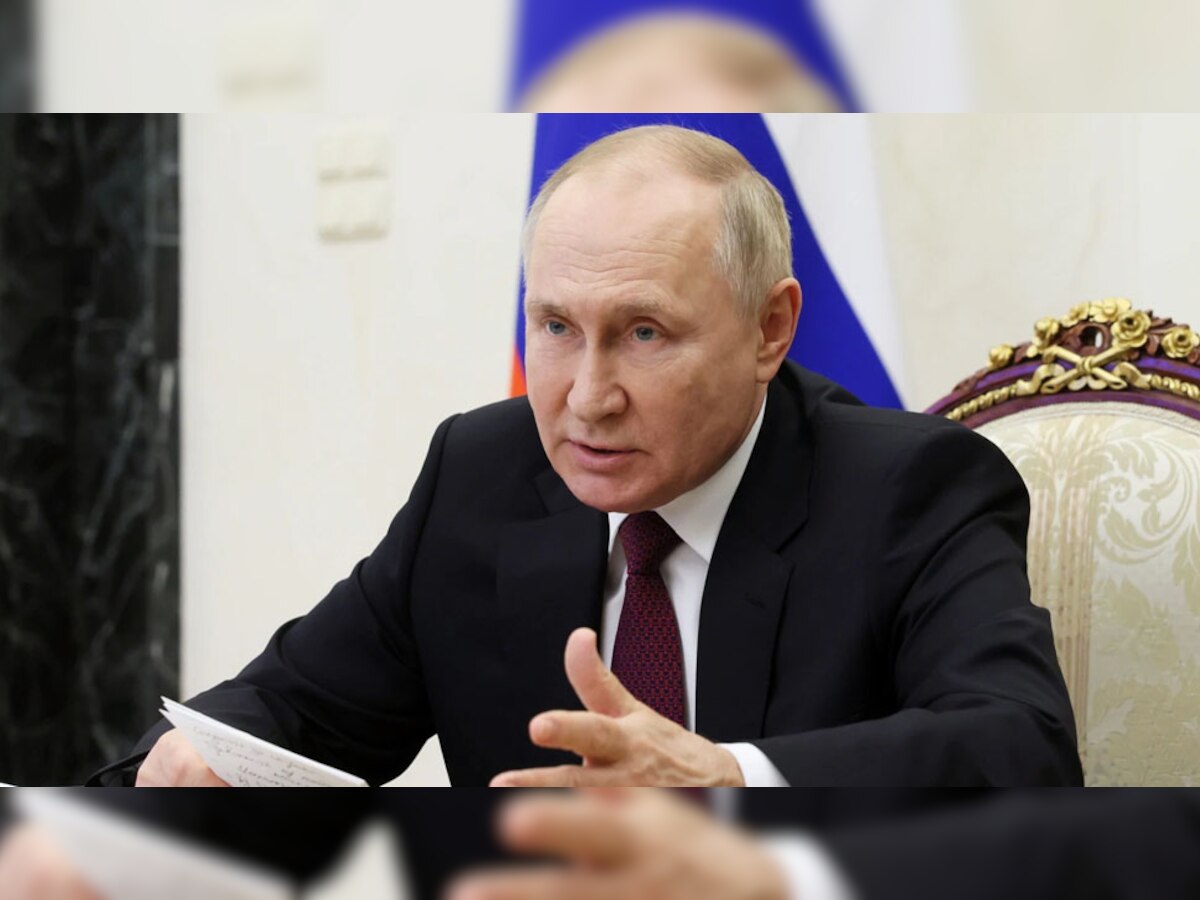 Russia Ukraine War: 'किसी ने अटैक किया तो धरती से मिटा देंगे नामोंनिशान', युद्ध के बीच रूसी राष्ट्रपति पुतिन की बड़ी धमकी