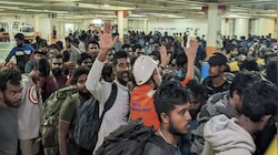 जयपुर के कैप्टन अनिल चौधरी ने 303 श्रीलंकाई नागरिकों की बचाई जान,डूबने लगा था जहाज..