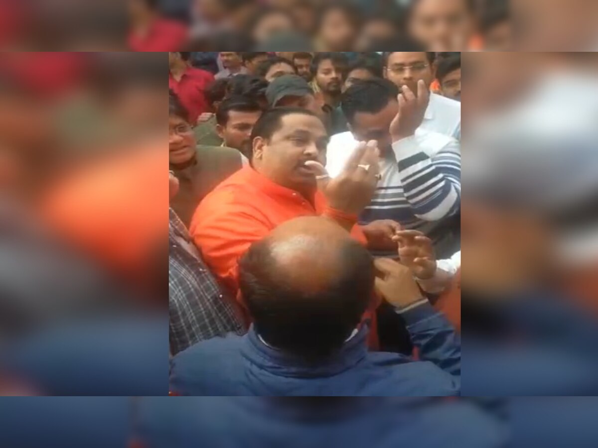 Kanpur Dehat: जीएसटी टीम का घेराव कर व्यापारियों ने किया हंगामा,नहीं हो सकी कार्रवाई