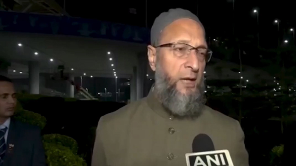 Twang Clash: ओवैसी बोले- जवानों पर भरोसा लेकिन लीडरशिप कमजोर; पीएम को याद दिलाया पुराना बयान Twang Clash: ओवैसी बोले- जवानों पर भरोसा लेकिन लीडरशिप कमजोर; पीएम को याद दिलाया पुराना बयान
