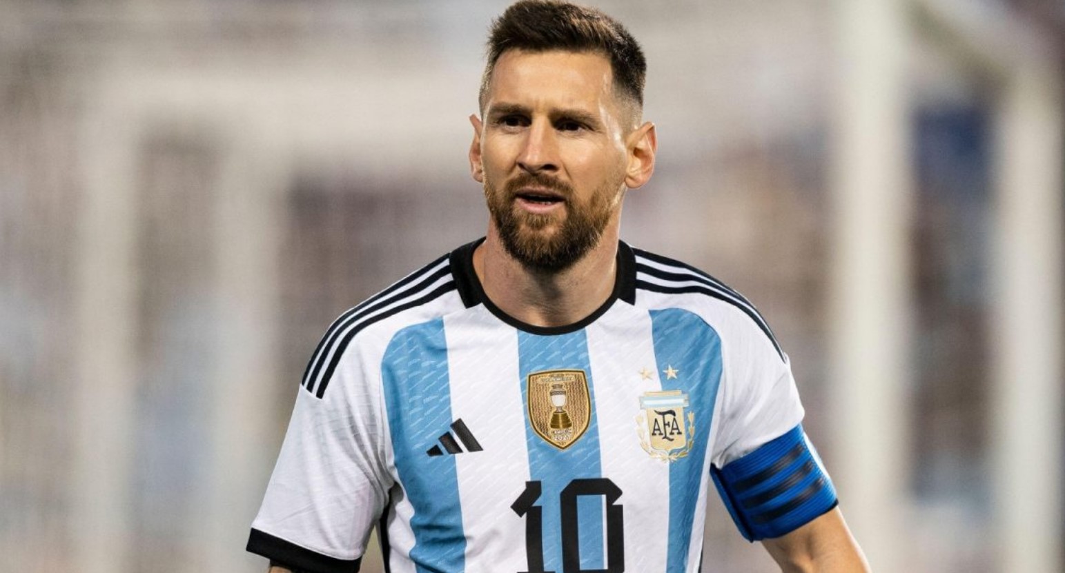 FIFA: वर्ल्ड कप फाइनल में पहुंचने के बाद आया मेसी का पहला बयान, इसे बताया टीम की जीत का सबसे बड़ा कारण FIFA: वर्ल्ड कप फाइनल में पहुंचने के बाद आया मेसी का पहला बयान, इसे बताया टीम की जीत का सबसे बड़ा कारण