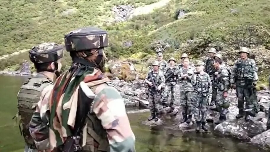 अरुणाचल विवाद पर बोले गिरिराज, पूरी दुनिया तारीफ कर रही है, अपने लोग तनकीद कर रहे