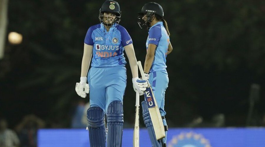 IND vs AUS: काम नहीं आई शैफाली-हरमनप्रीत की पारी, 21 रन से जीत ऑस्ट्रेलिया ने ली सीरीज में लीड