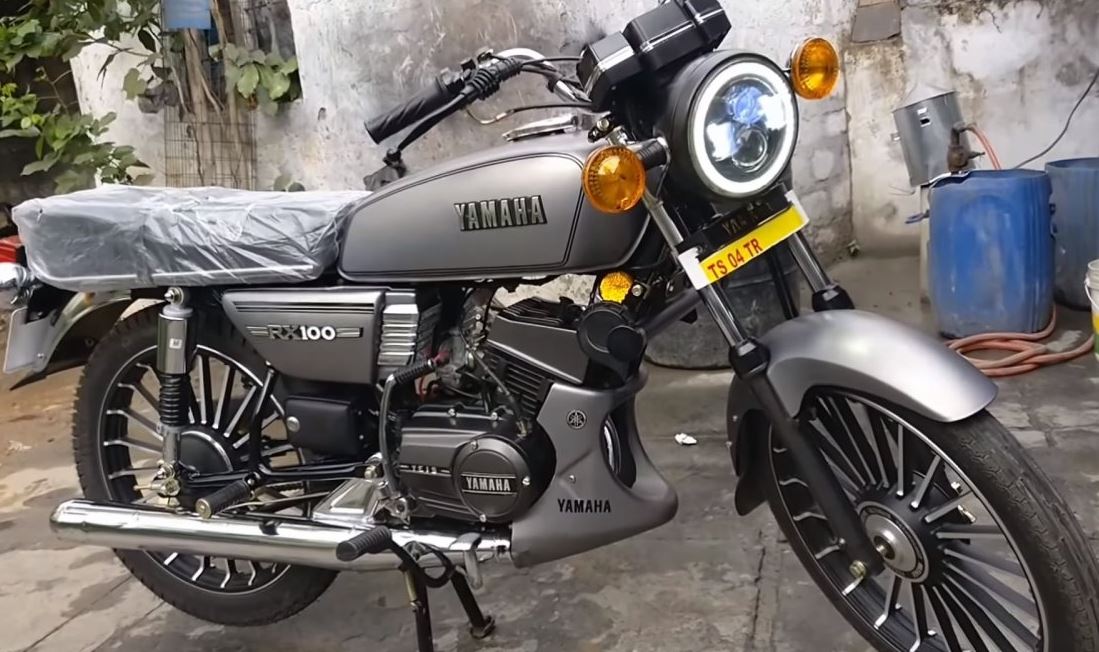 Bajaj Rx100 Know All the Details About Yamaha RX100 Looks And Features । Yamaha ...