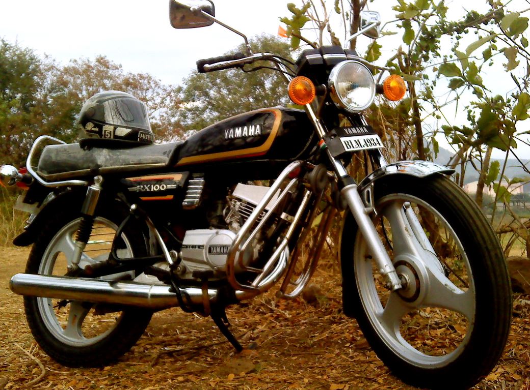 Know All the Details About Yamaha RX100 Looks And Features । Yamaha ...