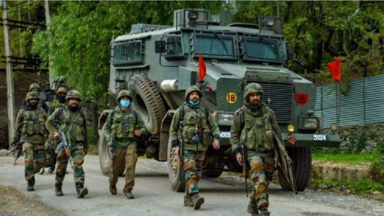 Jammu Kashmir Rajouri: सेना की फायरिंग में दो आम नागरिकों की मौत, स्थानीय लोगों ने हाइवे किया जाम