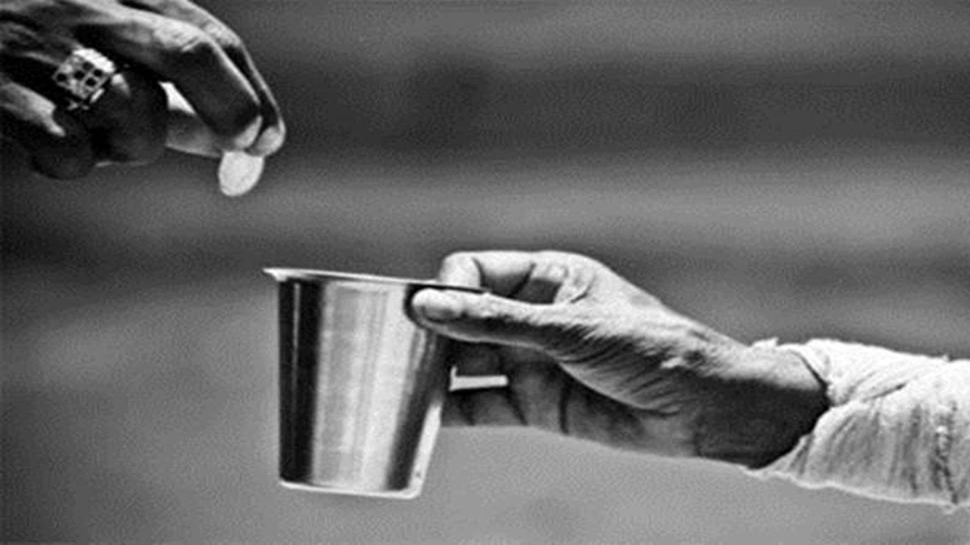 Dehradun: भीख मांगने वाले बच्चे की बदली क़िस्मत; करोड़ों की प्रॉपर्टी का बना मालिक Dehradun: भीख मांगने वाले बच्चे की बदली क़िस्मत; करोड़ों की प्रॉपर्टी का बना मालिक