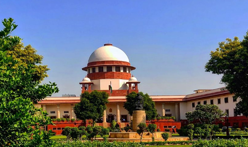 इंदौर लॉ कॉलेज मामला: प्रोफ़ेसर इनामुर्रहमान की गिरफ़्तारी पर सुप्रीम कोर्ट ने लगाई रोक; कहा-नियुक्ति से पहले लिखी गईं किताबें इंदौर लॉ कॉलेज मामला: प्रोफ़ेसर इनामुर्रहमान की गिरफ़्तारी पर सुप्रीम कोर्ट ने लगाई रोक; कहा-नियुक्ति से पहले लिखी गईं किताबें
