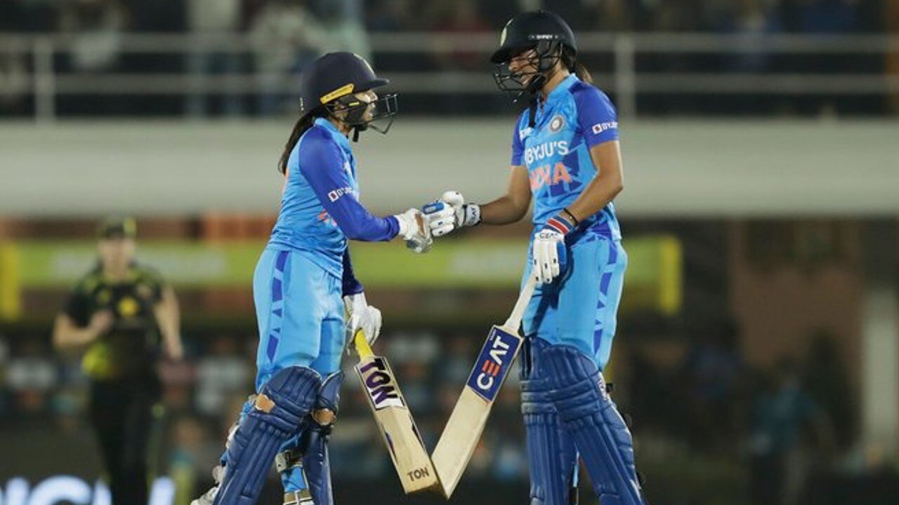 IND vs AUS: आखिरी ओवर के रोमांच में 7 रन से जीता ऑस्ट्रेलिया, भारत के खिलाफ जीती सीरीज