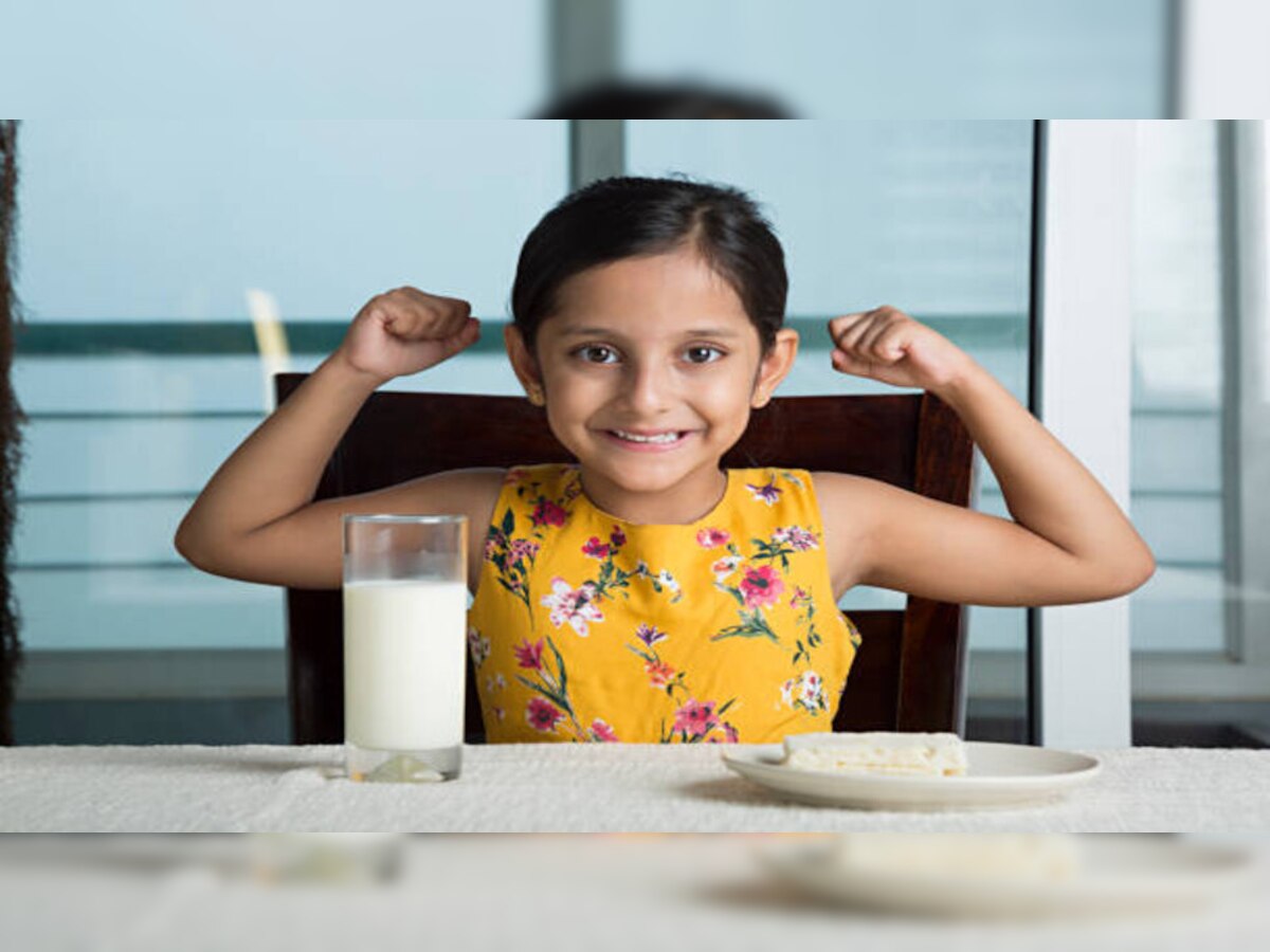 Fennel Seeds Milk: दिमाग की बत्ती जला देता है सौंफ वाला दूध, मिलते हैं जबरदस्‍त फायदे; ऐसे करें तैयार 