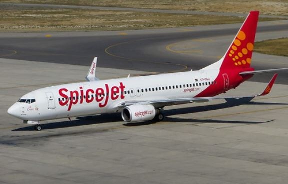 Spicejet Flight: मुंबई में यात्रियों ने स्पाइसजेट से दरभंगा के लिए भरी उड़ान, विमान ने पटना में उतारा