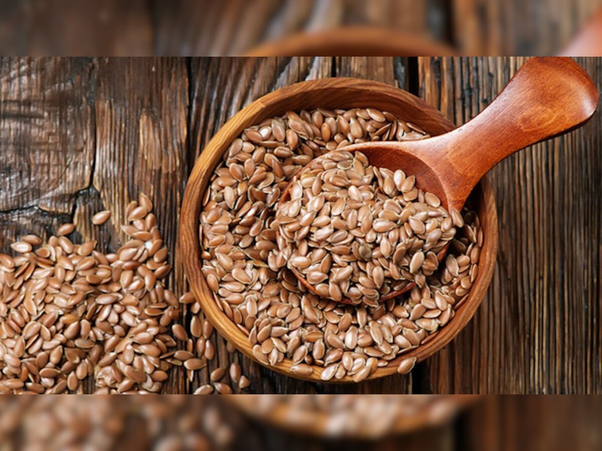 Prebiotic Foods For Intestine Health Gut Garlic Onion flaxseeds Banana