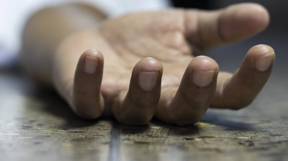 Saroj Devi Murder Case: ରୋଷେଇ ଘରେ ହତ୍ୟା କଲା, ଗାଧୁଆ ଘରେ ହାଣିଲା Saroj Devi Murder Case: ରୋଷେଇ ଘରେ ହତ୍ୟା କଲା, ଗାଧୁଆ ଘରେ ହାଣିଲା