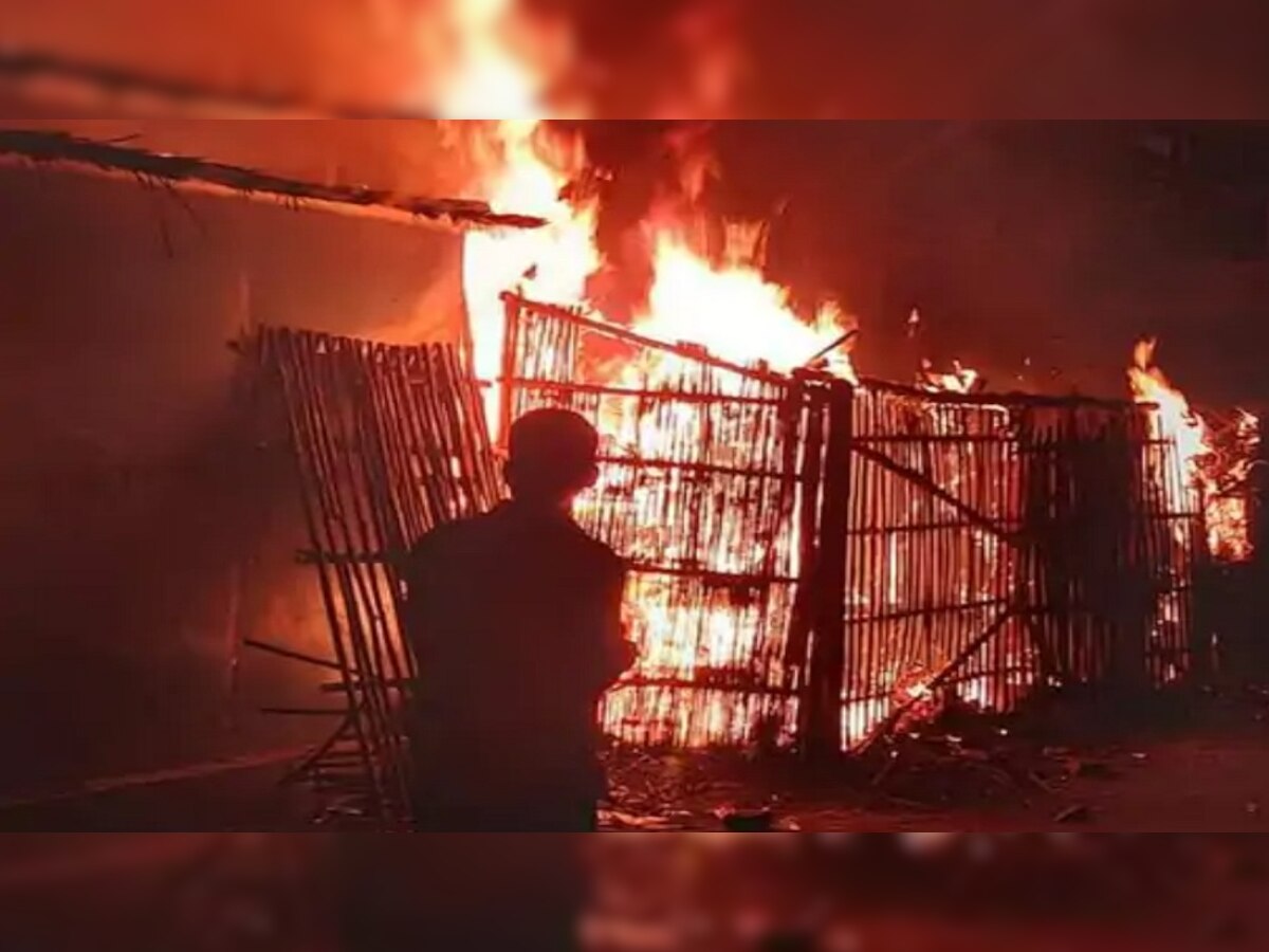 जमुई: असामाजिक तत्वों ने दुकान में लगाई आग,लाखों की संपत्ति जलकर खाक