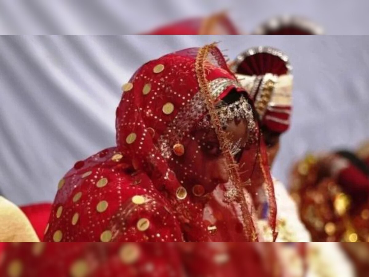 Daryaganj: पहले की 15 साल की लड़की से शादी, अब तवे से पीटकर पति लगाता है करंट