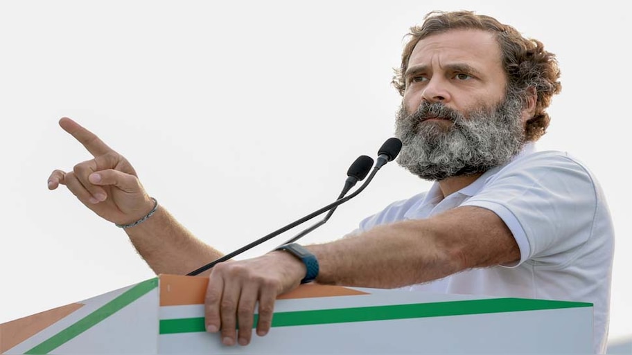 राहुल गांधी का शायराना अंदाज़, बोले- नफरत के बाजार में मोहब्बत की दुकान खोल रहा हूं 