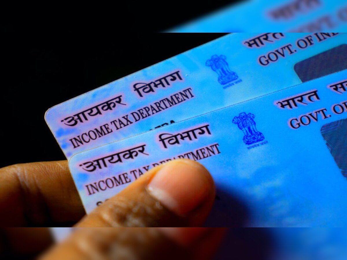 Income Tax PAN Card: इनकम टैक्‍स पैन कार्ड होल्डर्स पर ठोकेगा 10 हजार रुपये की पेनल्‍टी, बचने के लिए बस जल्दी से कर लें काम