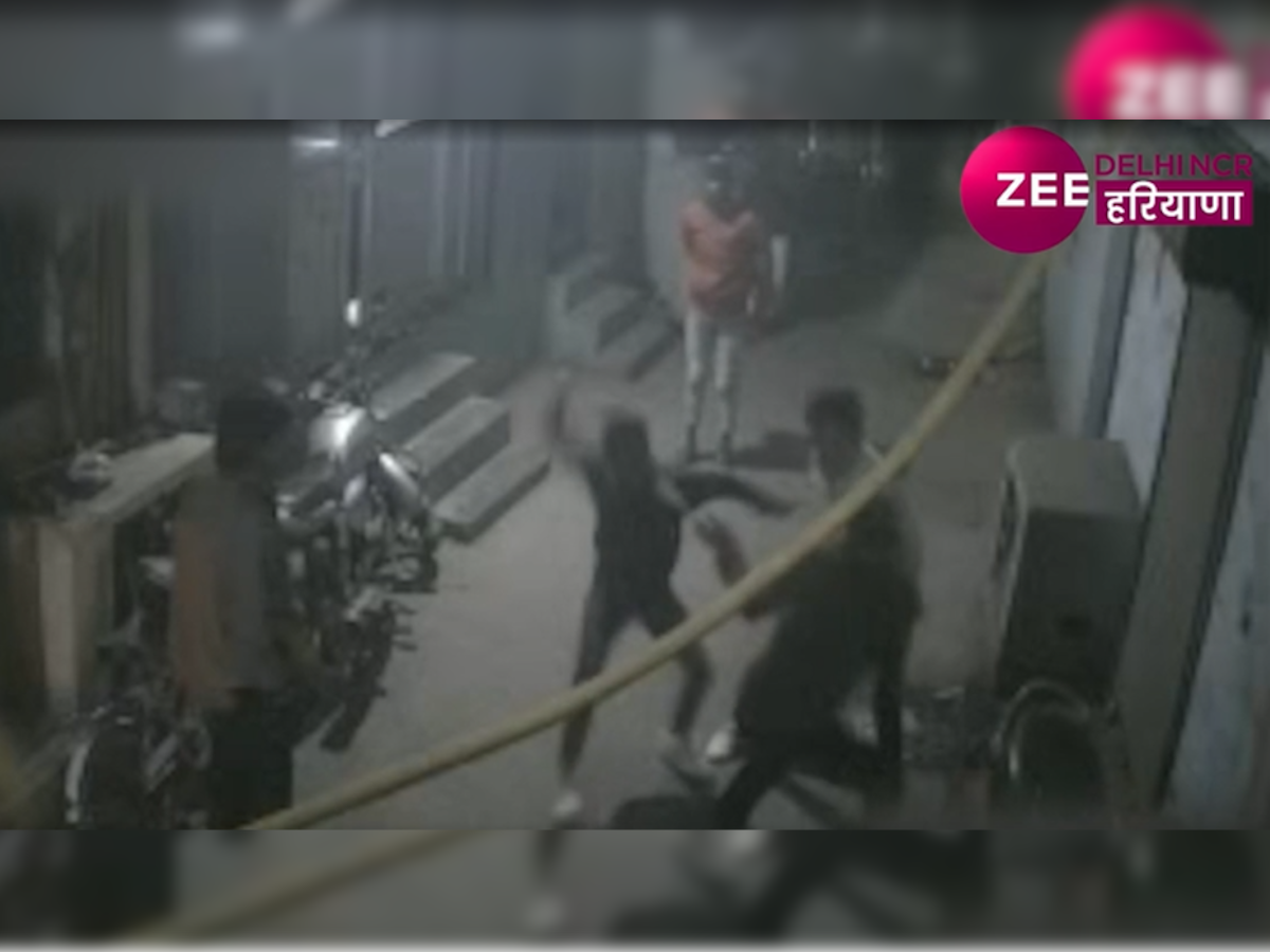 Delhi में फिर Live Murder का CCTV फुटेज वायरल, बदला लेने के लिए की गई हत्या 