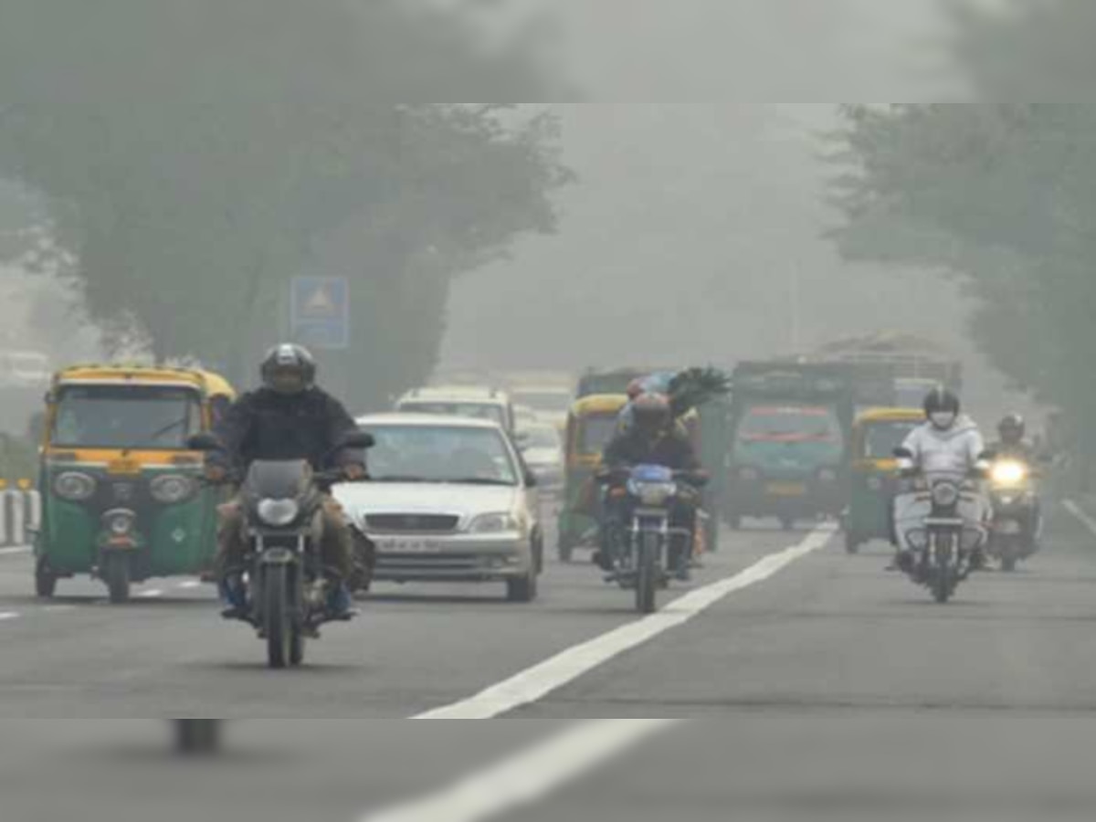 Bike Tips: सर्दियों में बाइक पर ठंड से बचने का सबसे सस्ता जुगाड़, चाहें तो फ्री में भी कर सकते हैं तैयार