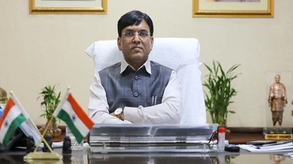 Covid19 India: हेल्थ मिनिस्टर मनसुख मांडविया ने कोविड पर दी अहम जानकारी; बोले- सरकार उठा रही है ये कदम Covid19 India: हेल्थ मिनिस्टर मनसुख मांडविया ने कोविड पर दी अहम जानकारी; बोले- सरकार उठा रही है ये कदम