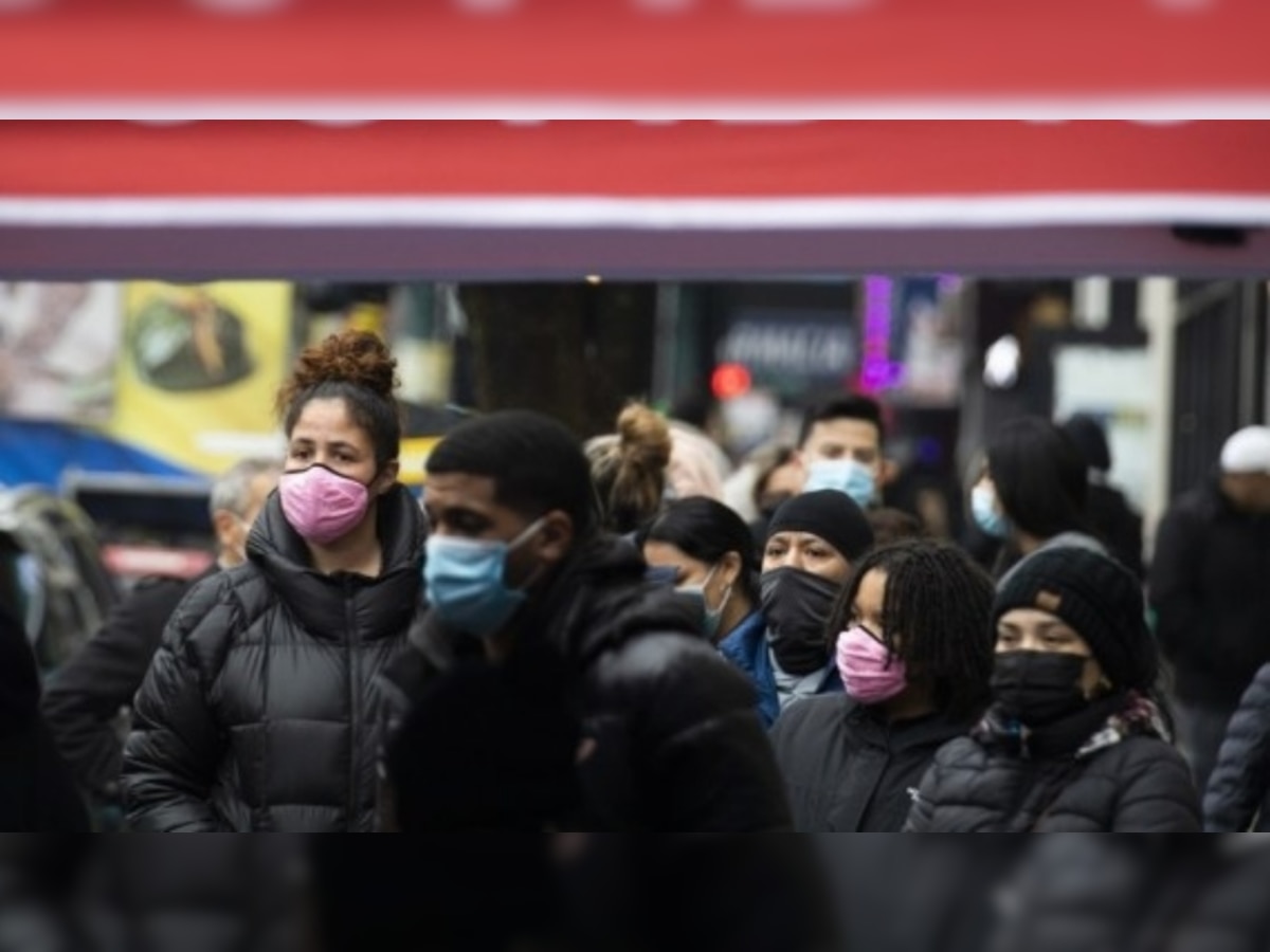 China Coronavirus: इस देश में कोरोना तिल-तिल कर ले रहा जान, लोगों को 'मौत के कुएं' में भेजने को तैयार कंपनियां