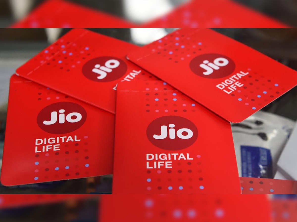 Jio और Airtel यूजर्स के लिए बुरी खबर, इतनी बढ़ने वाली है प्लान्स की कीमत!