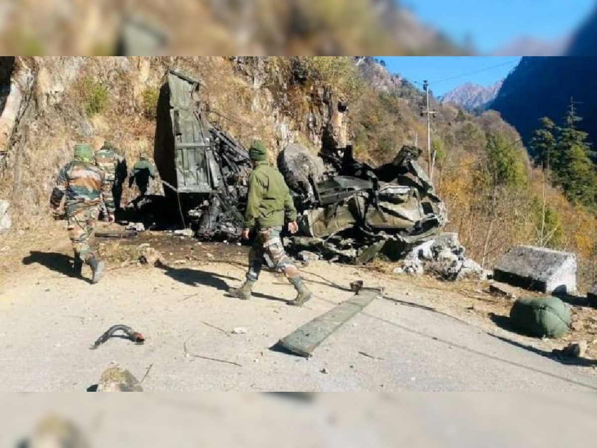 सिक्किम में सेना का ट्रक गिरा खाई में, हादसे में 3 JCO's समेत 16 जवान हुए शहीद