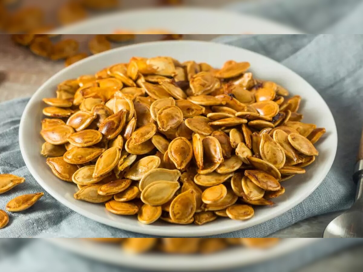 Pumpkin Seeds benefits in Hindi