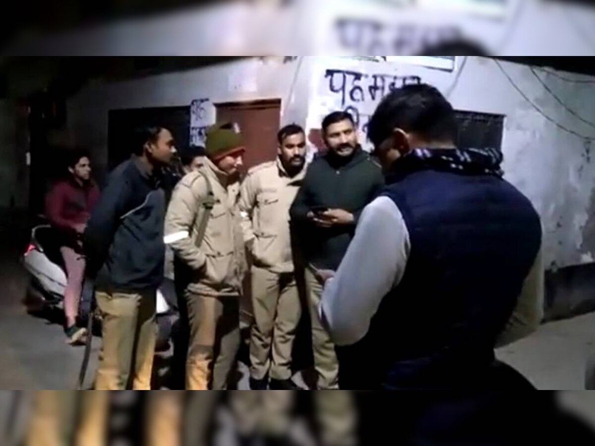 मौके पर मौजूद पुलिस 