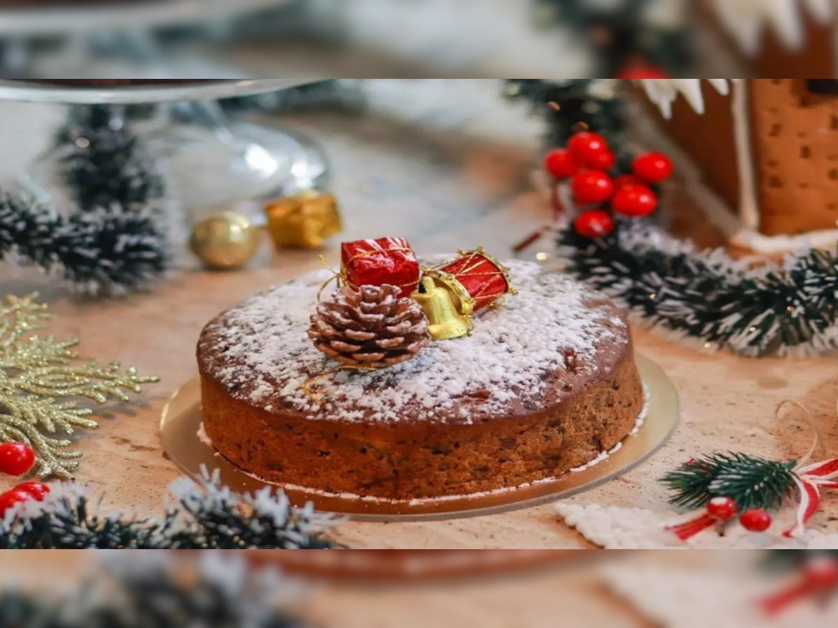 Christmas 2022 Cake: क्रिसमस पार्टी के लिए घर पर बनाएं ड्राई फ्रूट केक, ये रही बनाने की सिंपल विधि