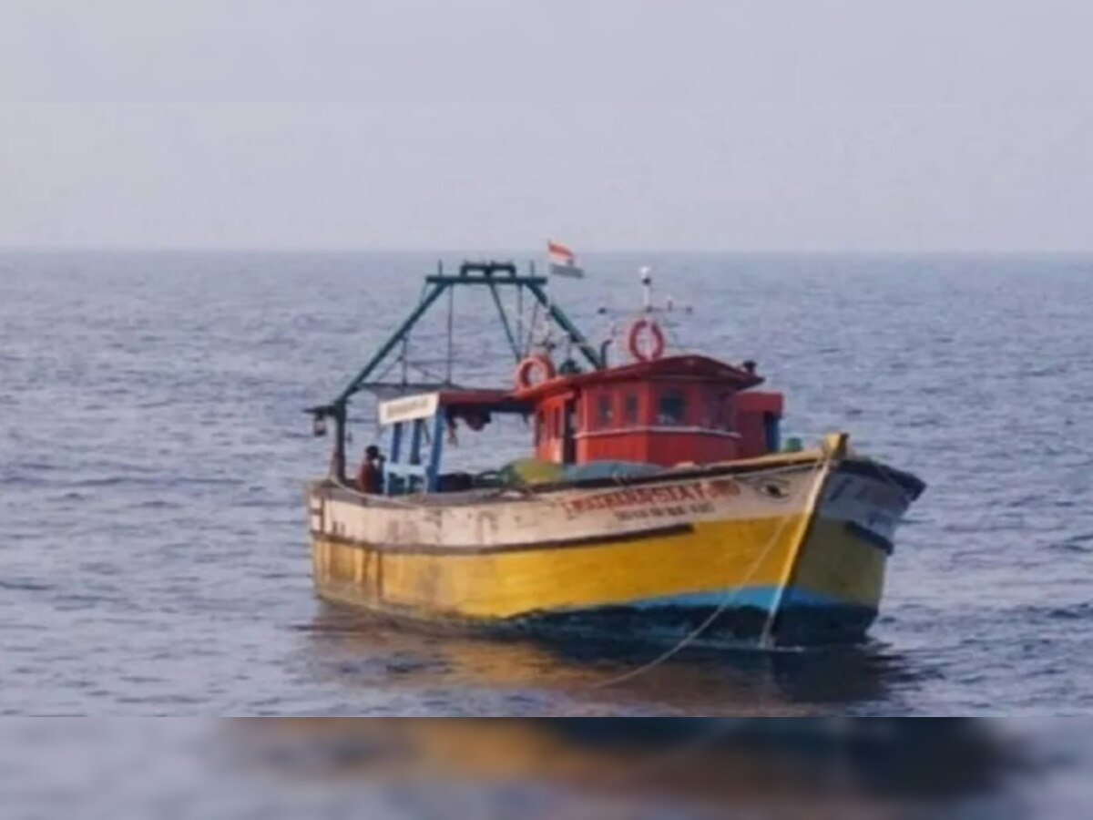 Pakistan ने किया भारतीय नाव का अपहरण, 6 मछुआरों को बनाया बंधक 