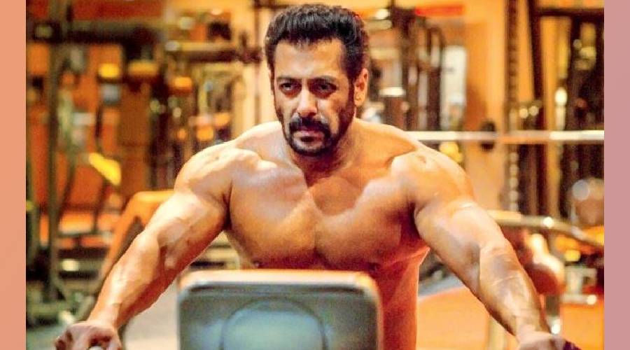 Salman Khan Birthday: 57 की उम्र में क्या है दबंग खान के फिटनेस का राज? जानें उनका पूरा डाइट चार्ट