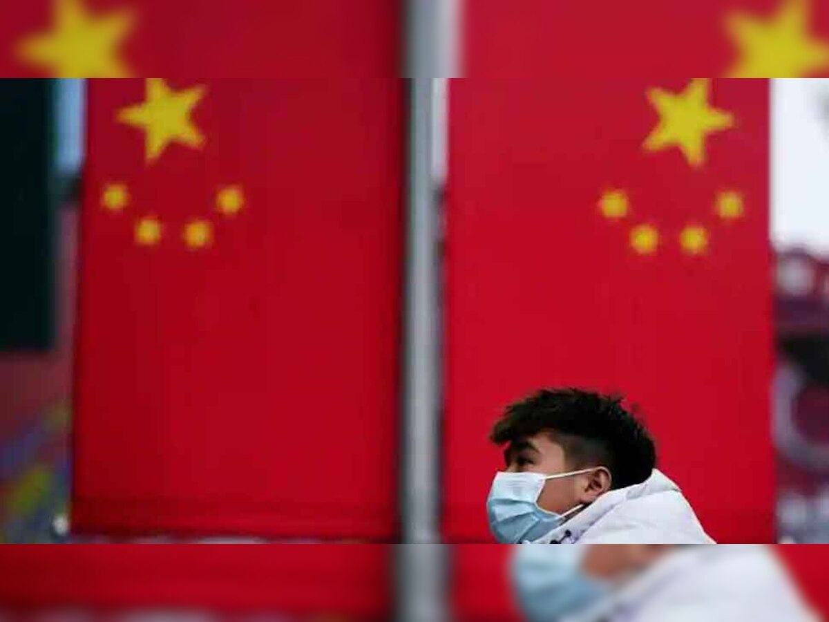 COVID-19 in China: चीन ने कोरोना से निपटने में इस टीके पर जताया भरोसा, बाहर से आने वाले यात्रियों के लिए दी ये ढील