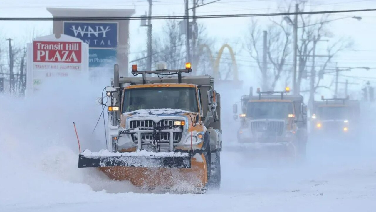 अमेरिका में बर्फीला तूफान, न्यूयार्क के गवर्नर ने बाइडेन से इमरजेंसी घोषित करने की अपील