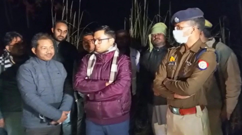 Fire in Mau: मऊ हादसा! जल्द शुरू किया जाता बचाव काम तो बच जाती जान Fire in Mau: मऊ हादसा! जल्द शुरू किया जाता बचाव काम तो बच जाती जान