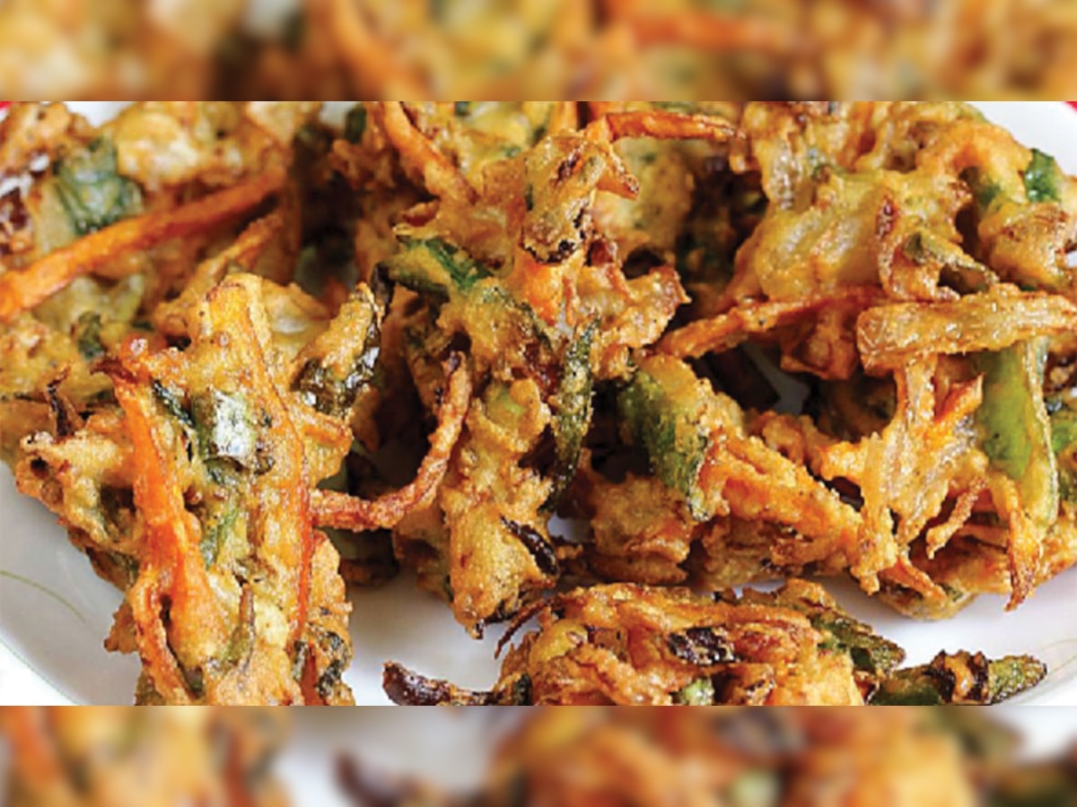 Pakora Dish Origin: चाय के साथ होती हैं पकौड़ों की ख्वाहिश, क्या आपको पता है कब और कैसे बनी ये डिश 
