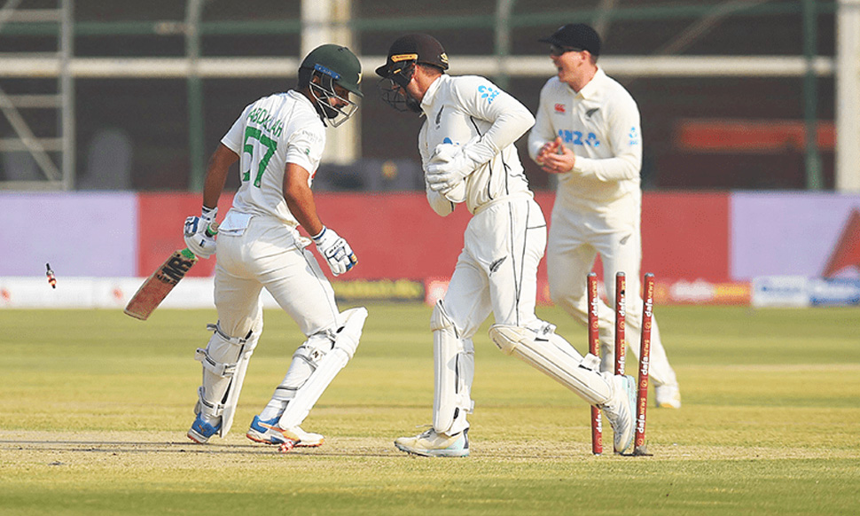 NZ VS Pak Test: पाकिस्तान ने अपने नाम किया टेस्ट क्रिकेट का शर्मनाक रिकॉर्ड NZ VS Pak Test: पाकिस्तान ने अपने नाम किया टेस्ट क्रिकेट का शर्मनाक रिकॉर्ड