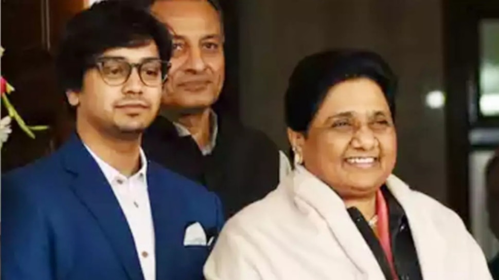 Mayawati Nephew Akash Marriage: मायावती के घर बजेंगे बैंड-बाजा, किससे शादी करने जा रहे BSP चीफ के ‘उत्तराधिकारी’