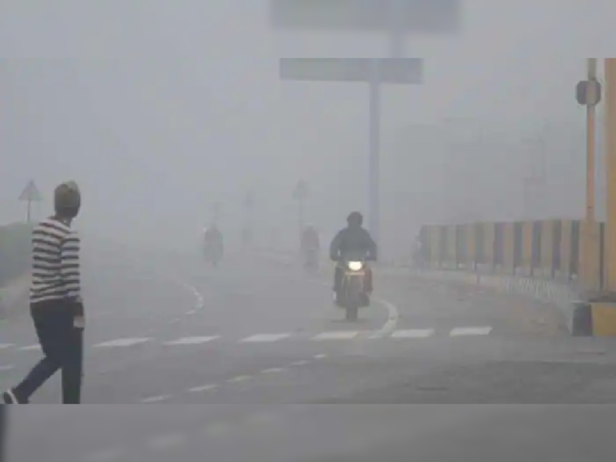 Cold Wave Alert in UP: पहाड़ों पर हुई बर्फबारी का यूपी में क्या पड़ेगा असर, जानें नए साल के पहले सप्ताह तक कैसा रहेगा मौसम का मिजाज 