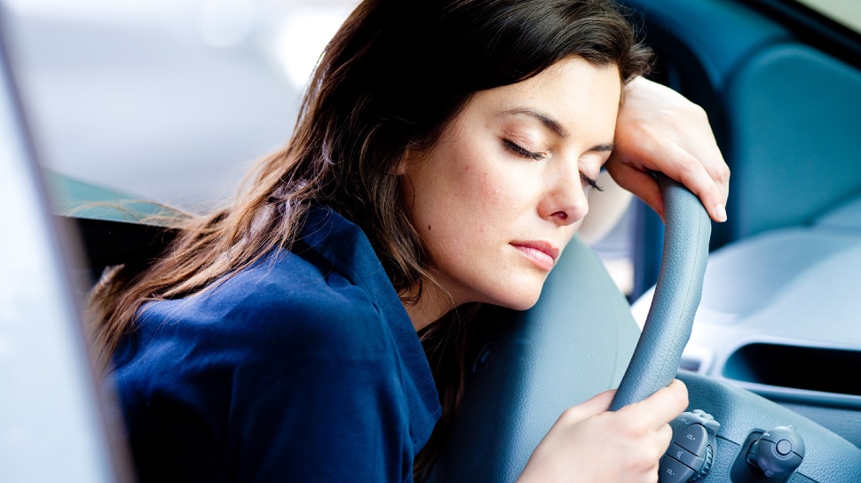 How to Stay Awake While Driving Follow These Tips Car चलाते वक्त नहीं आएगी नींद की झपकी, बस