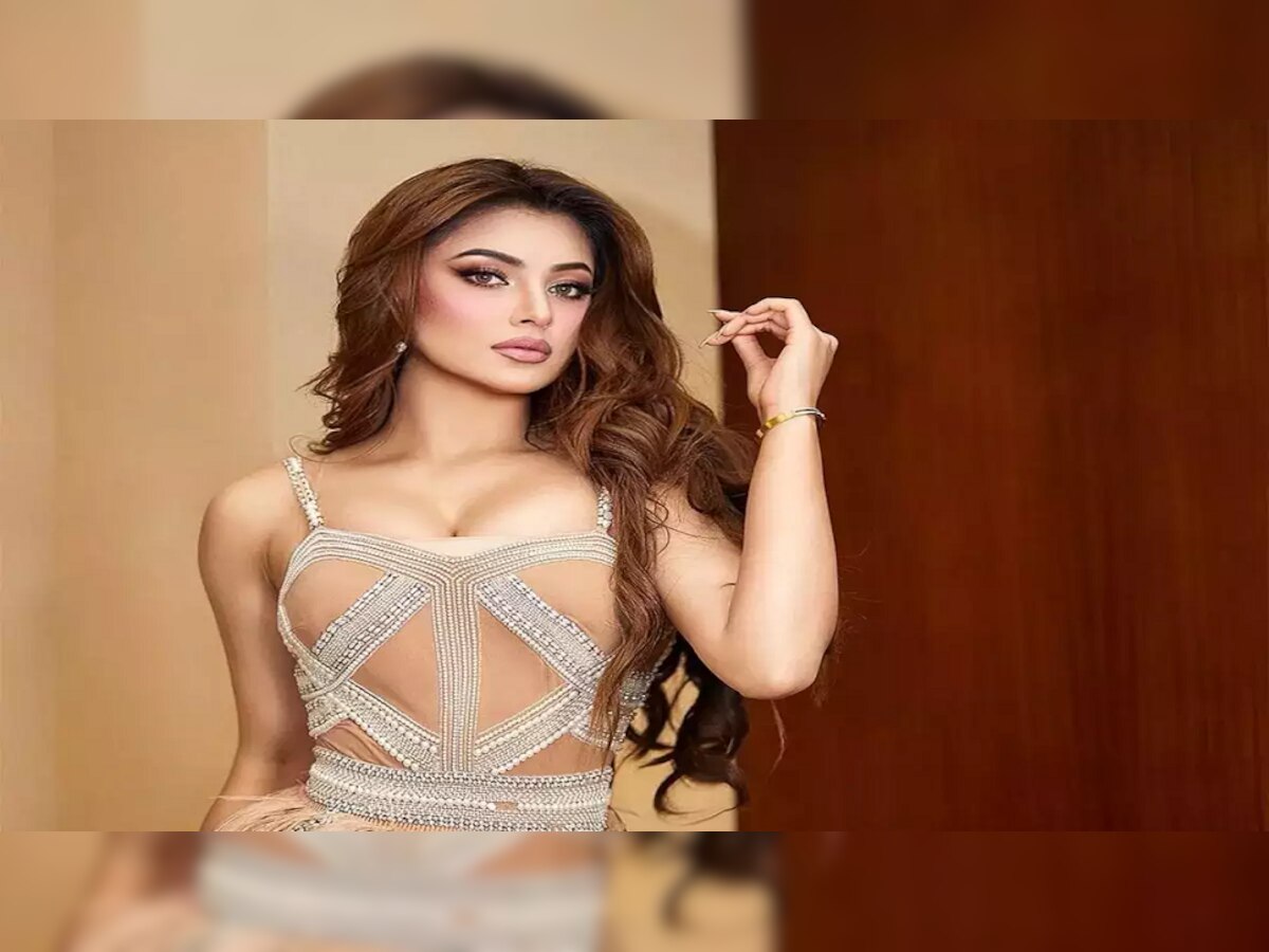 Urvashi Rautela: क्या ऋषभ पंत से मिलने अस्पताल पहुंची उर्वशी रौतेला? वायरल वीडियो पर फैंस ने किया कमेंट