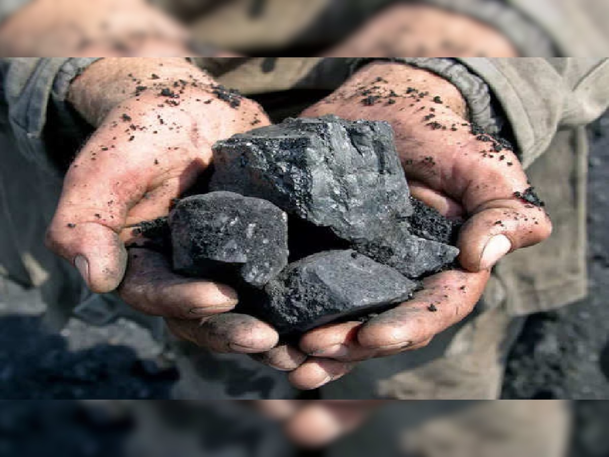 Delhi NCR: कोयले के इस्तेमाल पर लगी रोक, उल्लघंनकर्ताओं पर लगेगा भारी जुर्माना 