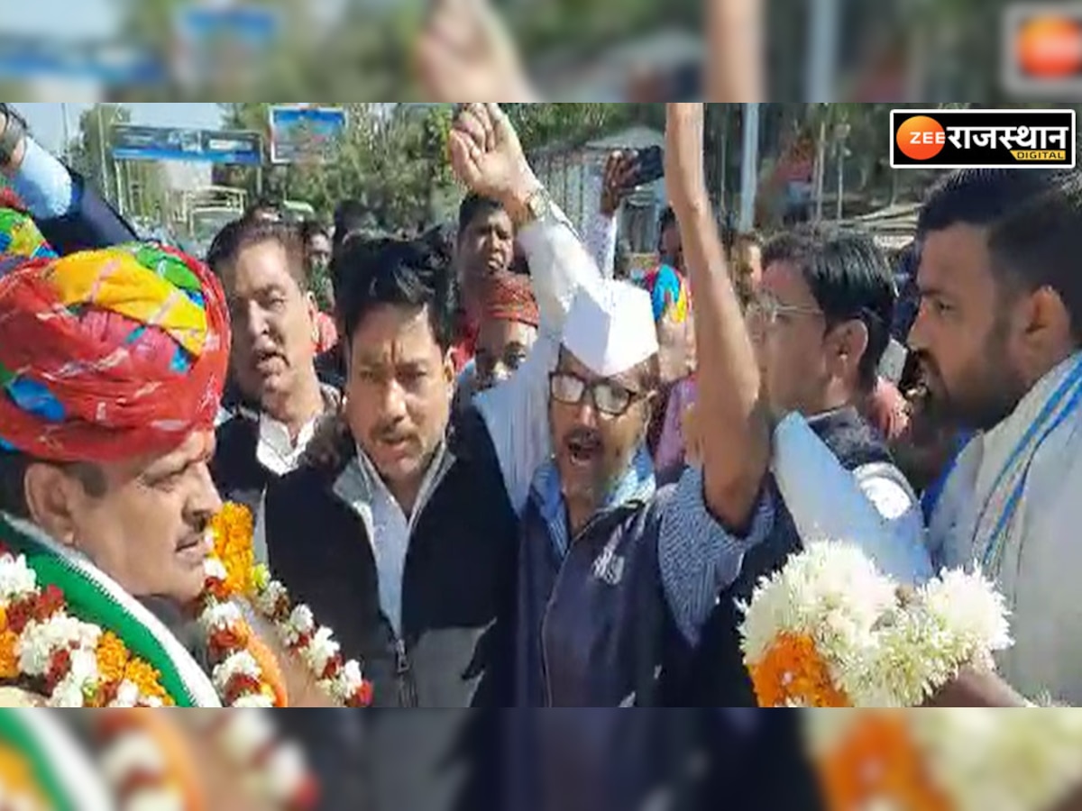 Udaipur: परशुराम कुंड आमंत्रण यात्रा में शिरकत करने अजमेर पहुंचे विधायक रघु शर्मा