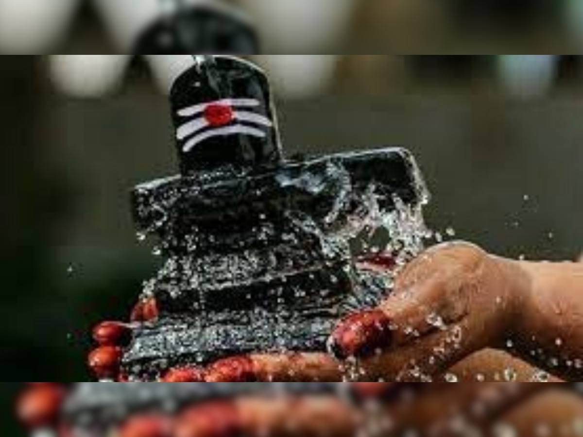 shivling par jal kaise chadhaye how to offer water on shivling ...