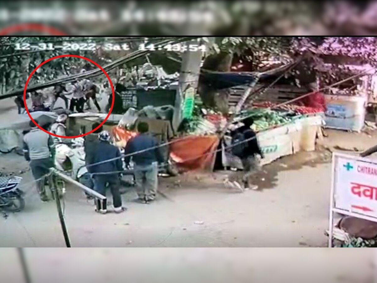 Gurugram: लाठी-डंडों से पीट-पीटकर दुकानदार की हत्या, पुरानी रंजिश का मामला 