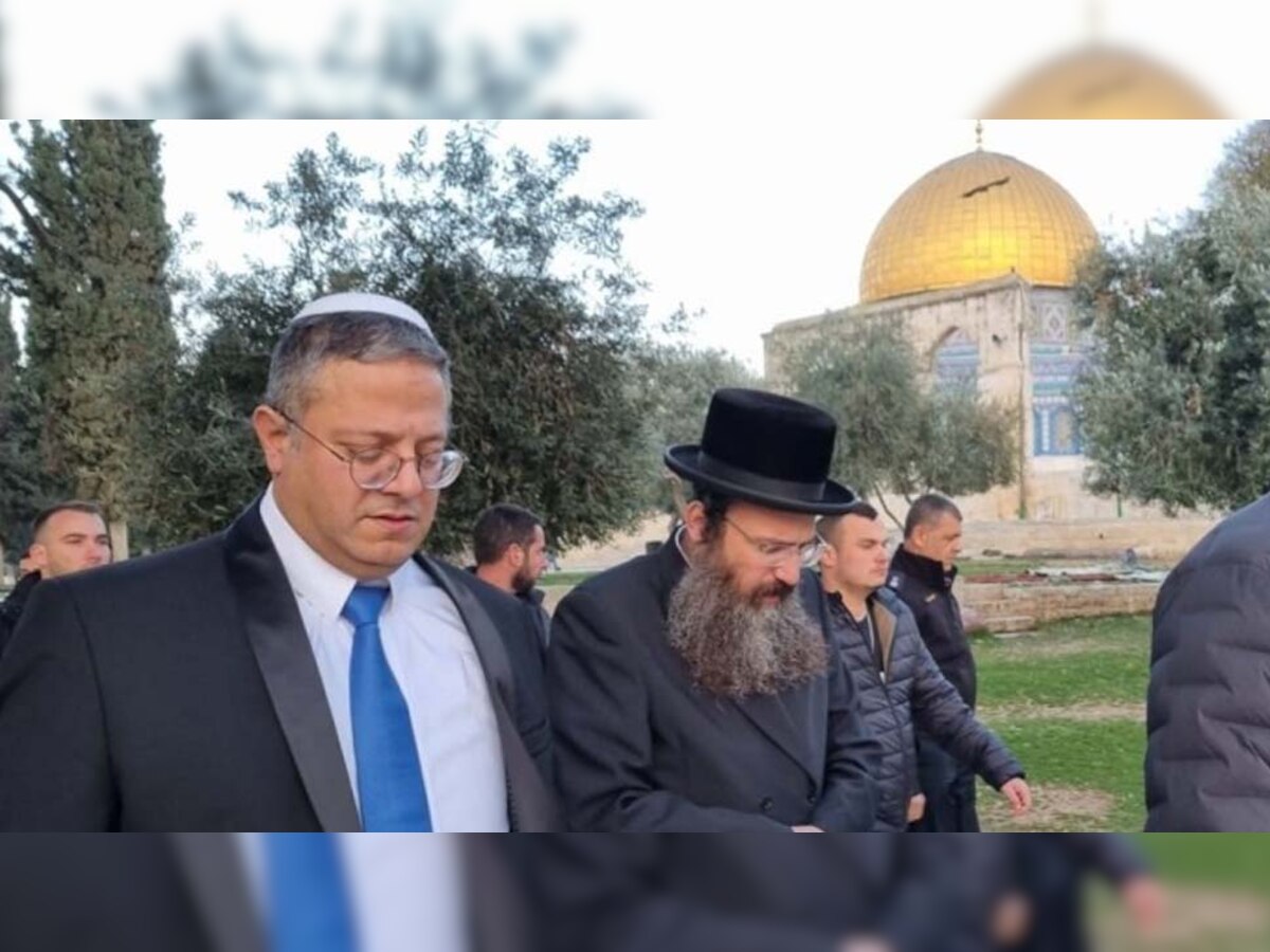  अल-अक्सा मस्जिद में इजरायली मंत्री के दौरे से अरब वर्ल्ड में उबाल; जानें क्या है विवाद ?   