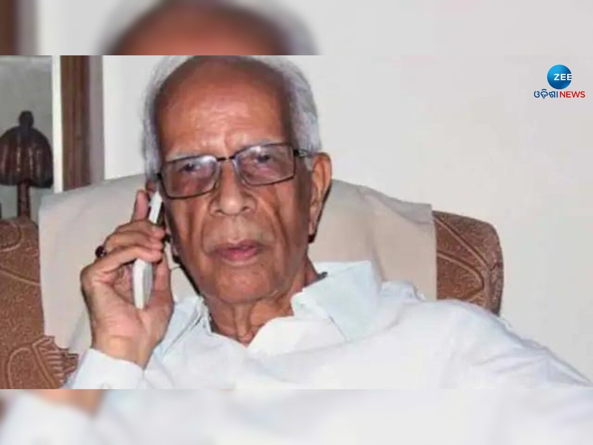 Kesarinath Tripathi: ବରିଷ୍ଠ ବିଜେପି ନେତା କେଶରୀନାଥ ତ୍ରିପାଠୀଙ୍କ ଦେହାନ୍ତ, ନଜର ପକାନ୍ତୁ ତାଙ୍କ ରାଜନୈତିକ କ୍ୟାରିଅର ଉପରେ