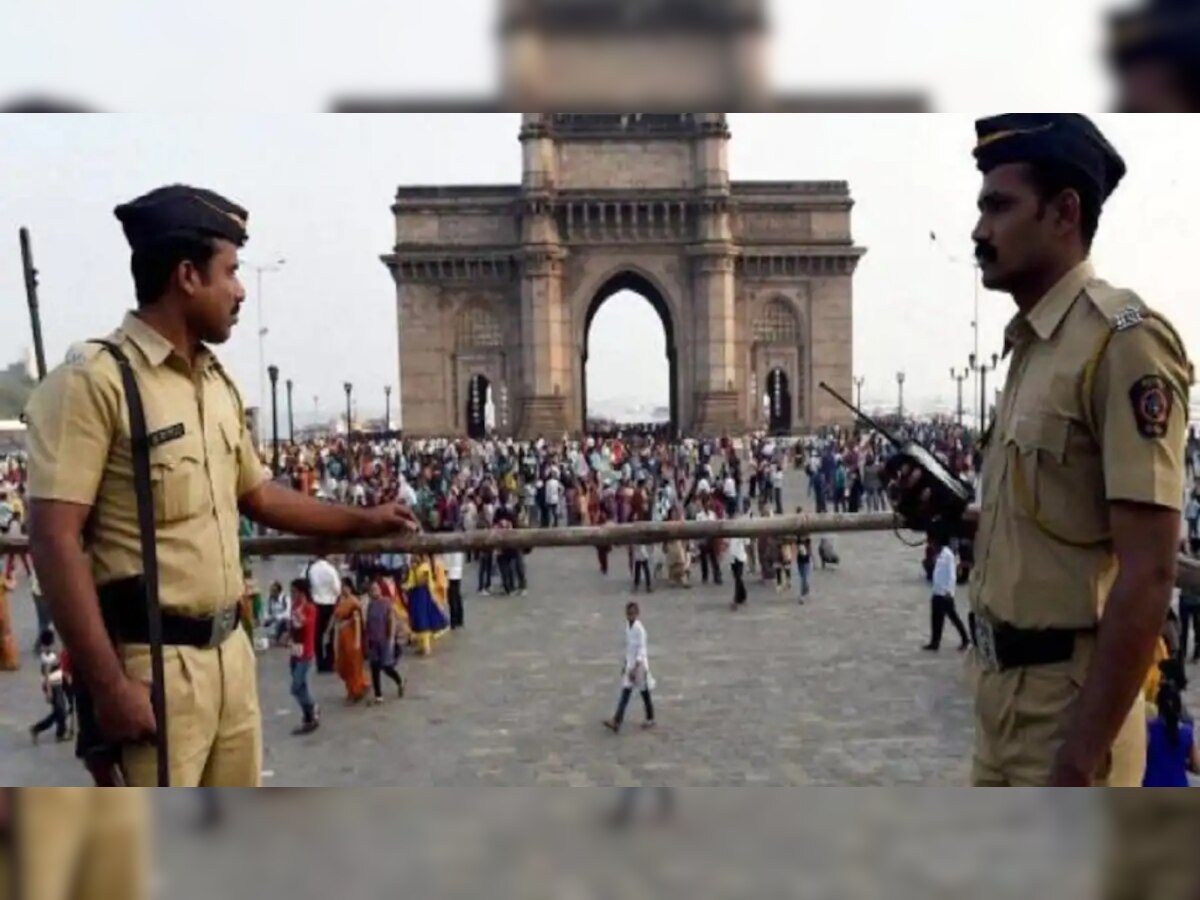 Mumbai Bomb Threat: 'दो महीने में दहला देंगे मुंबई, दंगे कराने को बाहर से बुलाए हैं लोग', पुलिस को मिला धमकी भरा कॉल